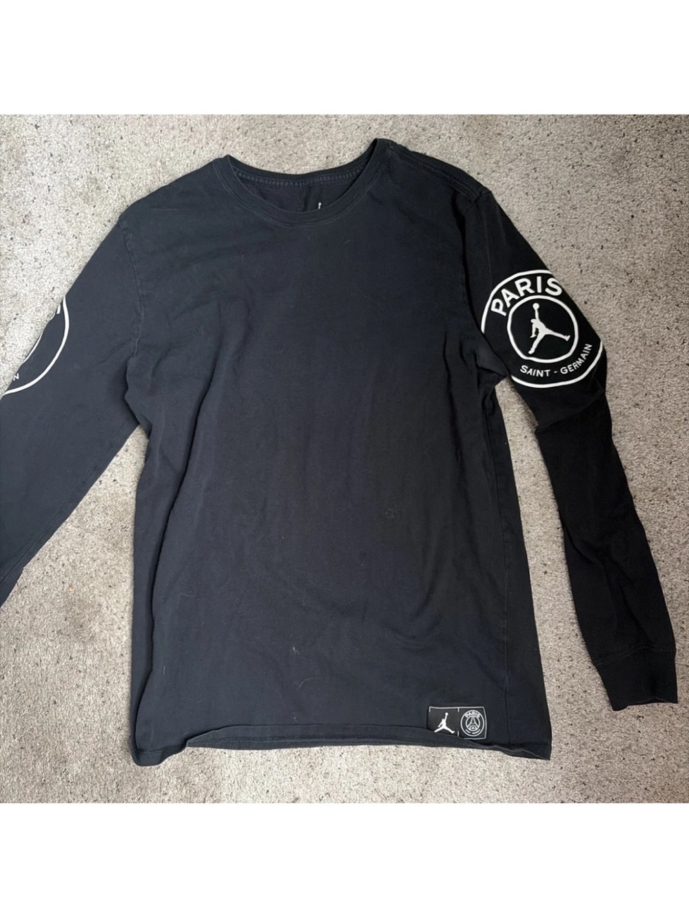 Air jordan Paris shirt men’s large